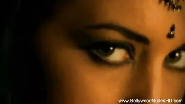 સેક્સ સાથે બાજા સેકસી વીડિયો જોવા માટે Zeina હૃદય