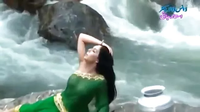 રોમેન્ટિક સેક્સ સાથે સેકસી કોમેડી એક સોનેરી