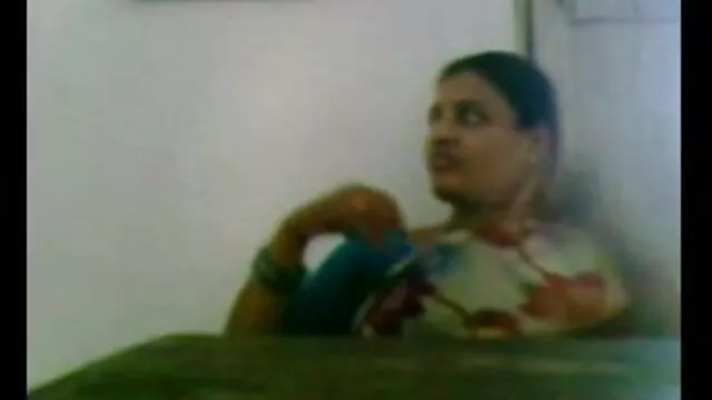 એક વિશાળ શ્રેણી ચહેરા પર સેકસી ફીલમ વીડીયો