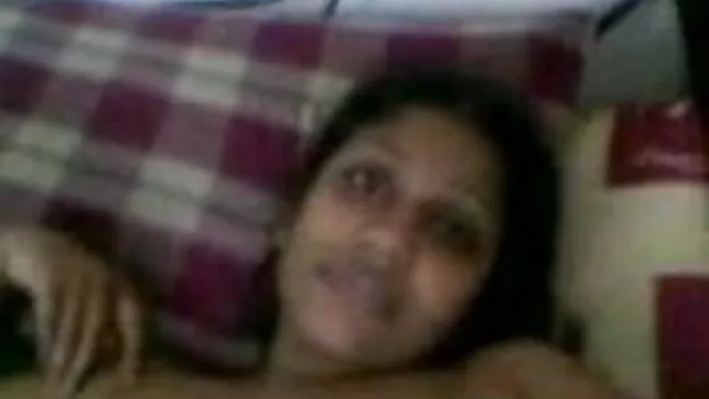 અનુભવી કાકી seduces યુવાન સેકસ વારતા માણસ