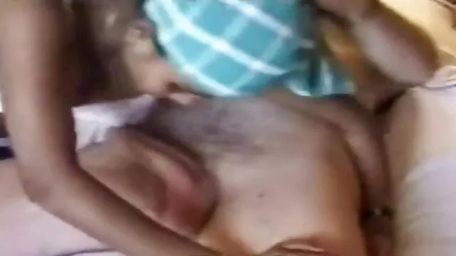 વ્યક્તિ fucks માતા સાથે મોટી ડિંટ્ડી સેકસી લન્ડ